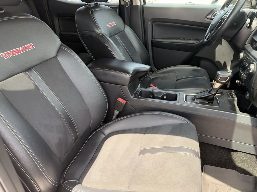 Certified Used 2021 Oxford White Ford Lariat image 34