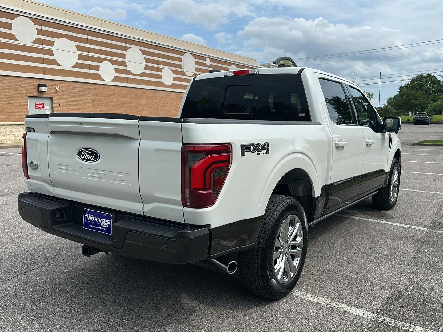 Certified Used 2024 Star White Ford King Ranch image 5