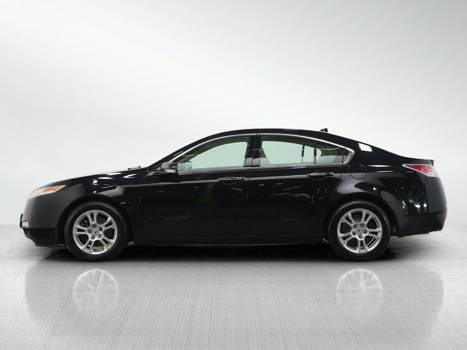 Used 2009 Acura TL Technology Package with VIN 19UUA86509A003893 for sale in South Saint Paul, Minnesota