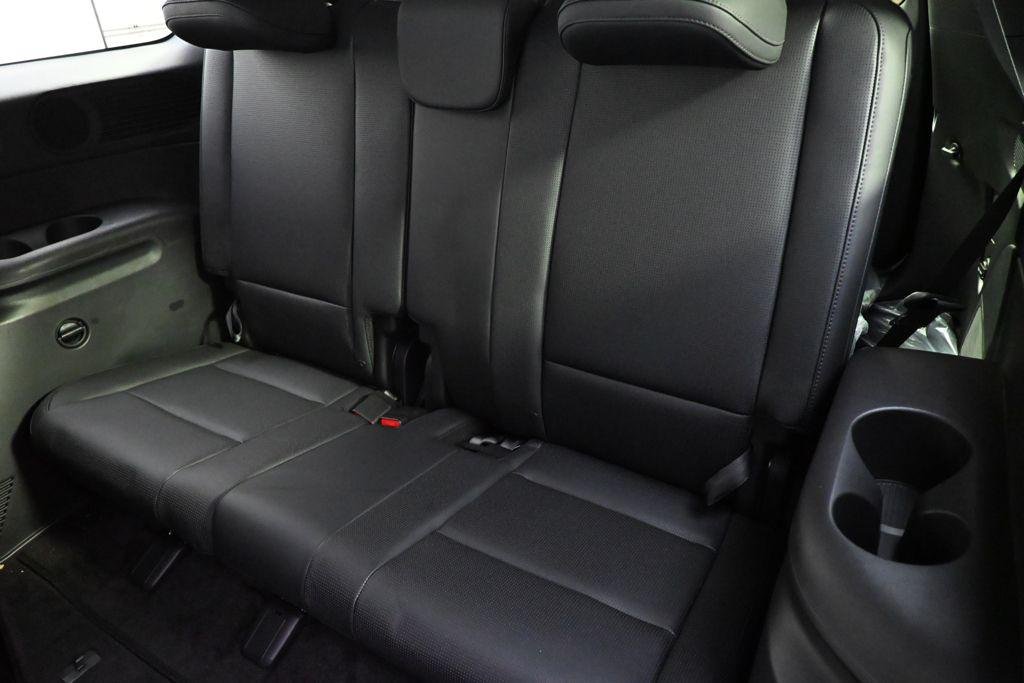 New 2026 White Pearl Hyundai SEL Premium AWD image 22
