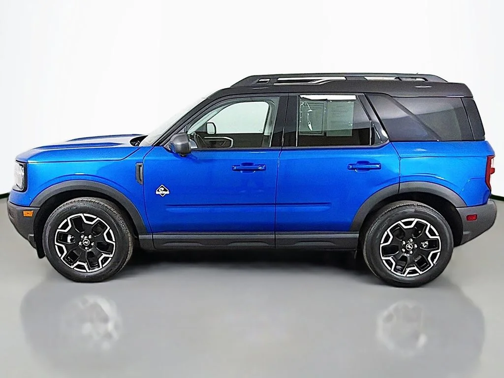 Used 2025 Velocity Blue Metallic Ford Outer Banks image 16