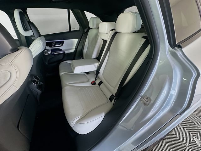 New 2026 Cirrus Silver Metallic Mercedes-Benz GLC 300 image 25