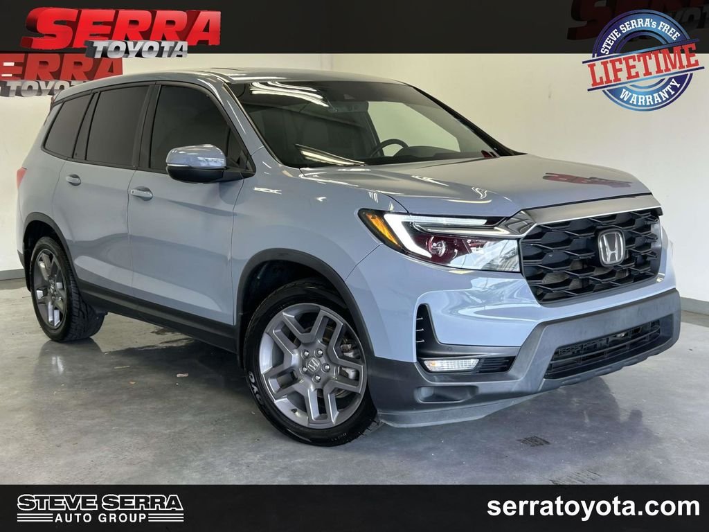 Used 2022 Blue Honda EX-L image 1