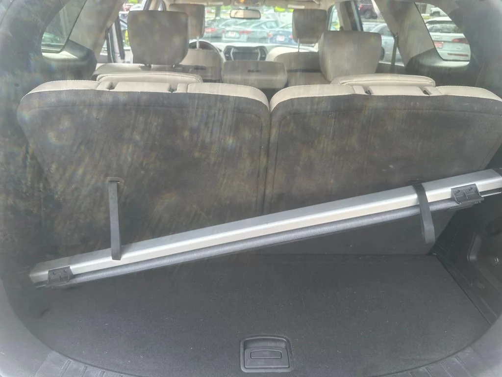 Used 2013 Blue Hyundai GLS image 37