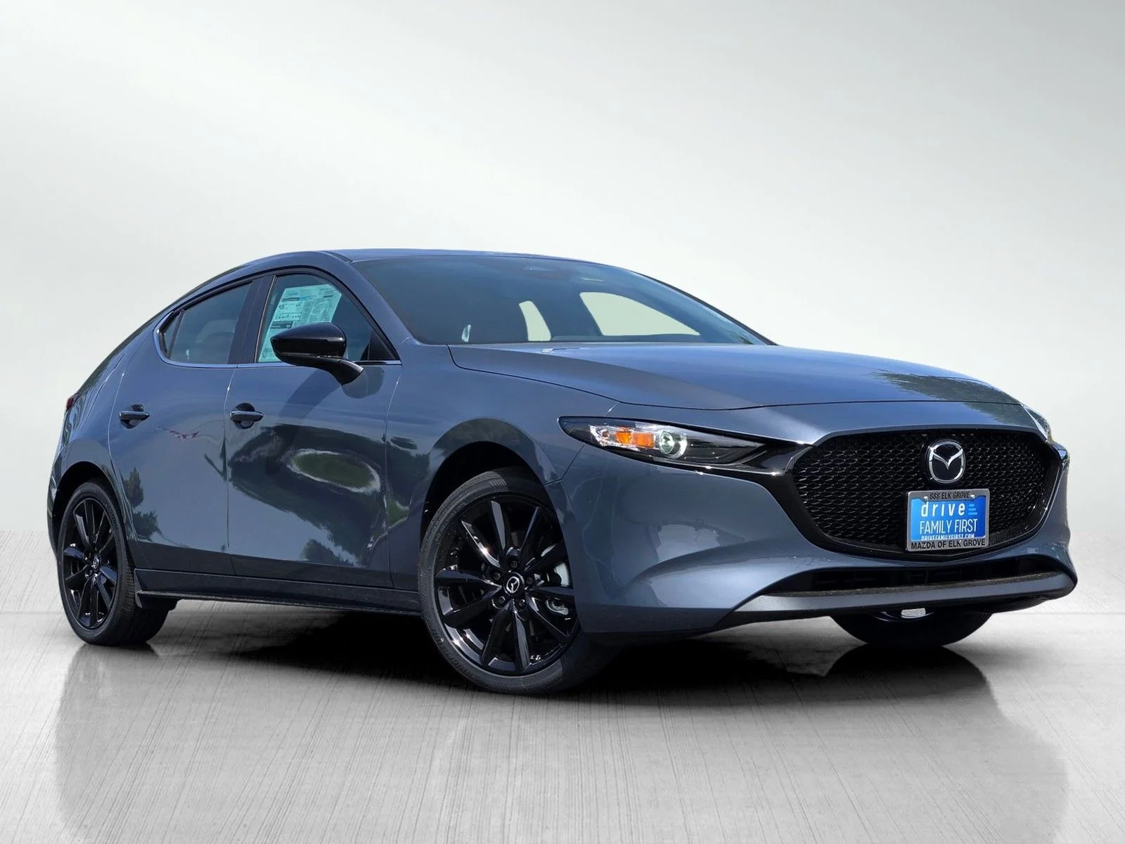 2026 Mazda CX-3 2.5 Carbon Ed. AT 5-Door SKYACTIV AWD's photo