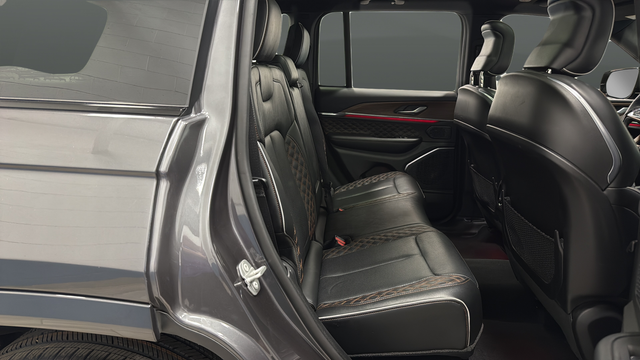 Used 2025 Baltic Gray Metallic Clearcoat Jeep Summit image 26