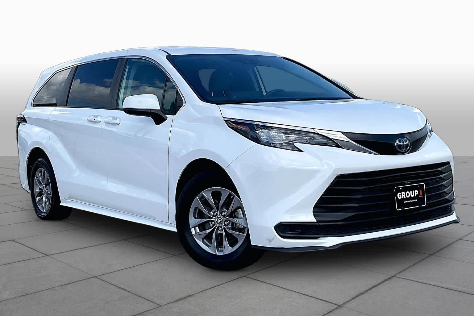 Used 2024 Ice Cap Toyota LE image 3