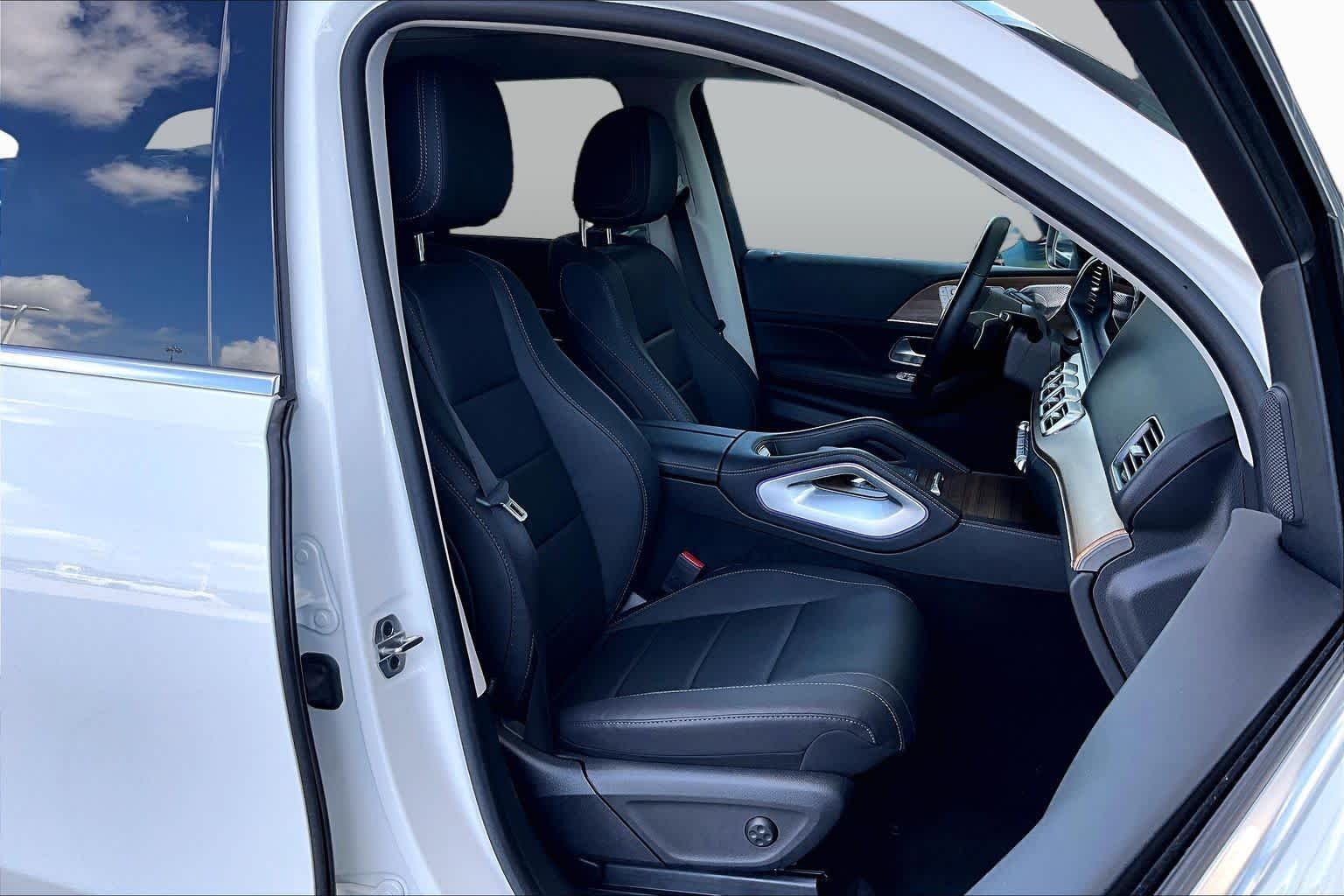 Used 2025 Polar White Mercedes-Benz GLE 350 image 9