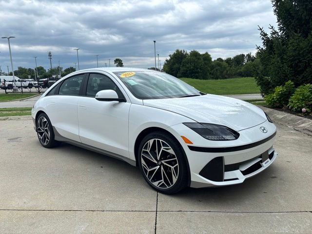 Used 2023 Serenity White Hyundai SEL image 33