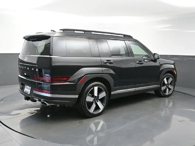 Used 2025 Black Hyundai Limited image 7