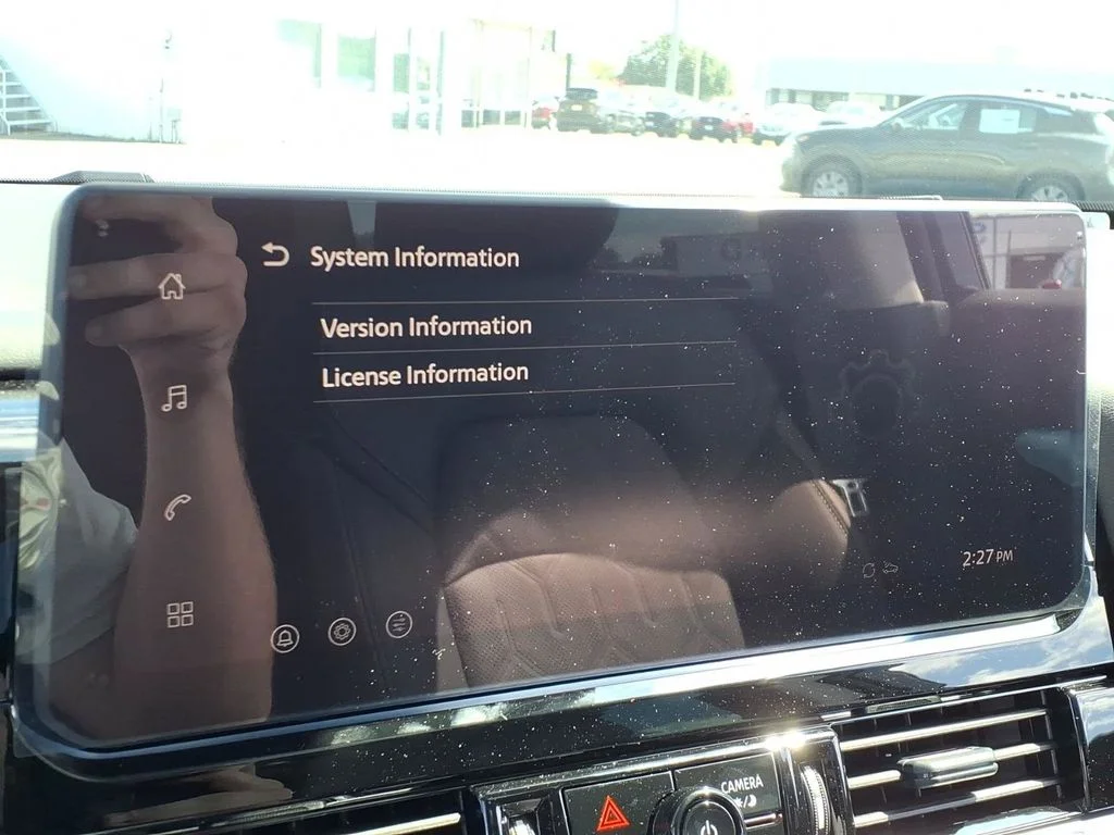2026 Nissan Pathfinder Platinum - Photo 18