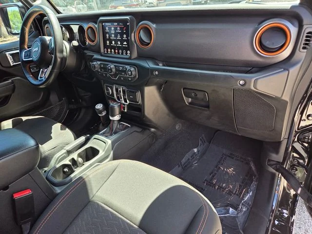 Used 2023 Black Jeep Mojave image 16