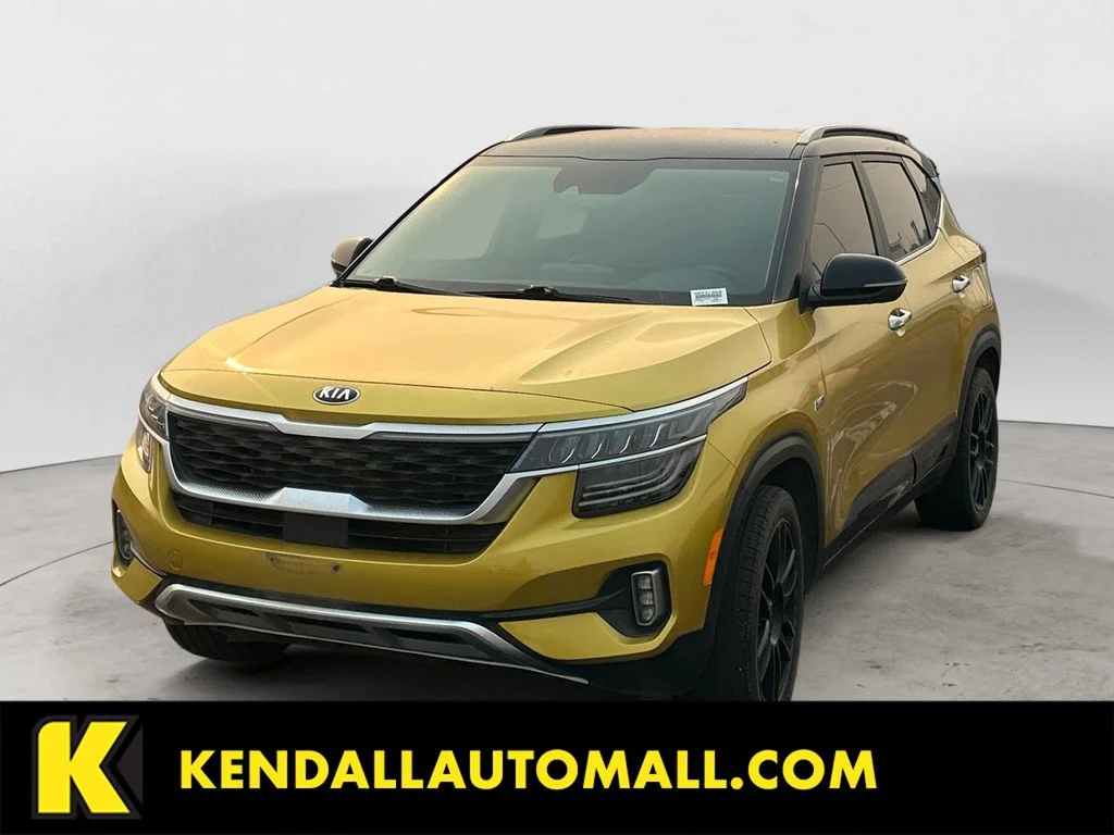 Used 2021 Yellow Kia SX image 1
