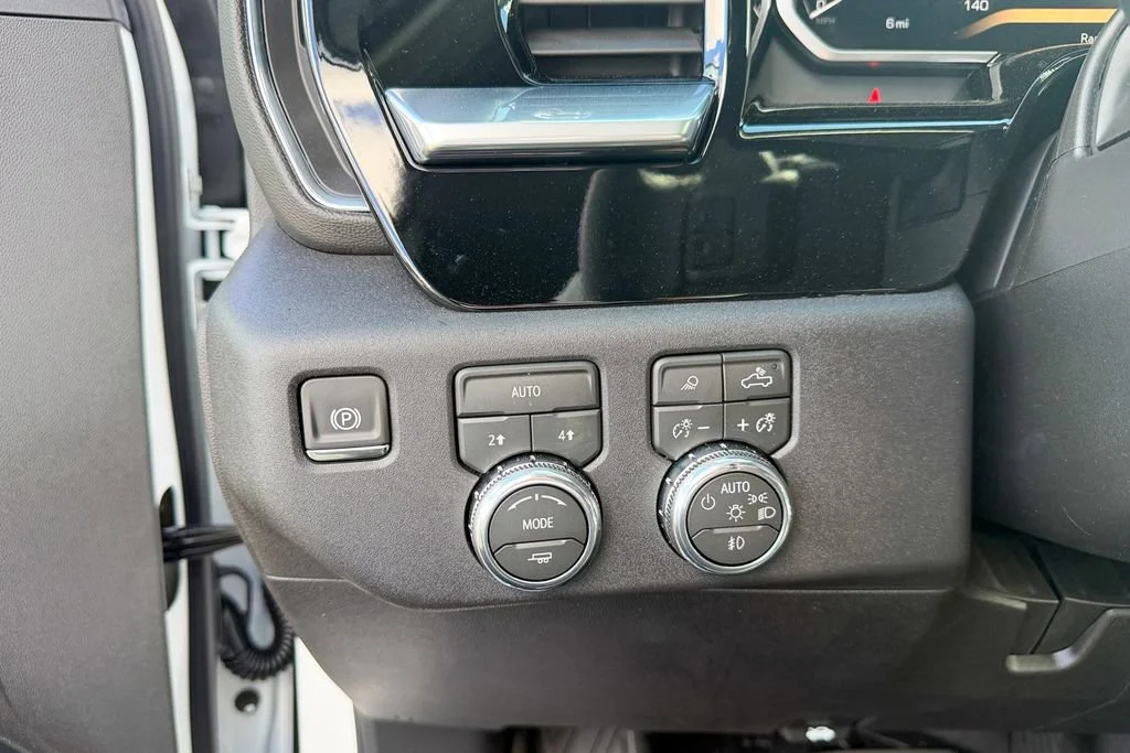 New 2026 Summit White GMC Elevation image 23