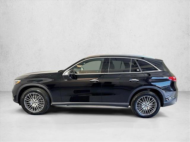 New 2026 Black Mercedes-Benz GLC 300 image 38