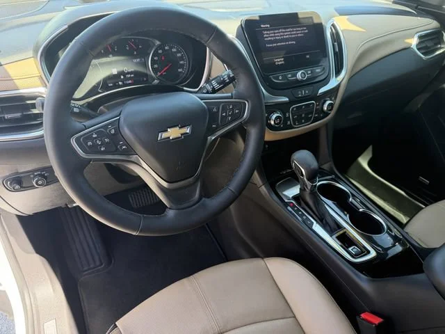 Used 2024 Iridescent Pearl Tricoat Chevrolet Premier image 20