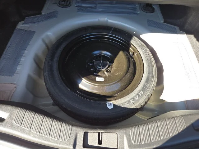 Used 2016 White Ford SE image 19