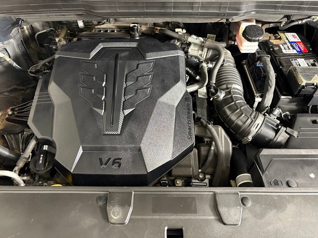 Used 2022 Black Kia LXS image 37