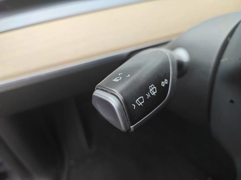 Used 2022  Tesla Long Range image 9