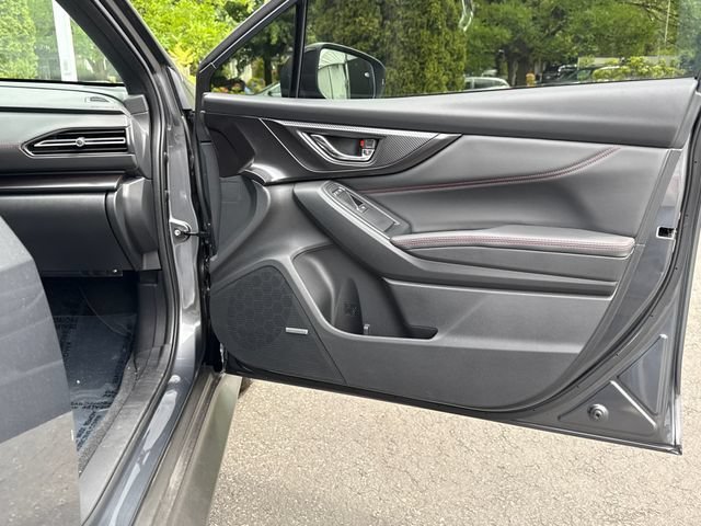 Used 2022 Magnetite Gray Metallic Subaru Limited image 22
