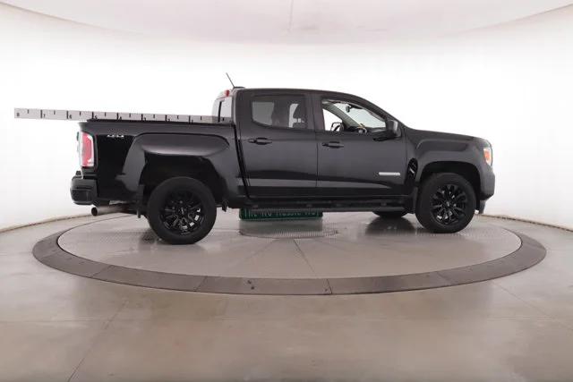 Used 2021  GMC Elevation image 9
