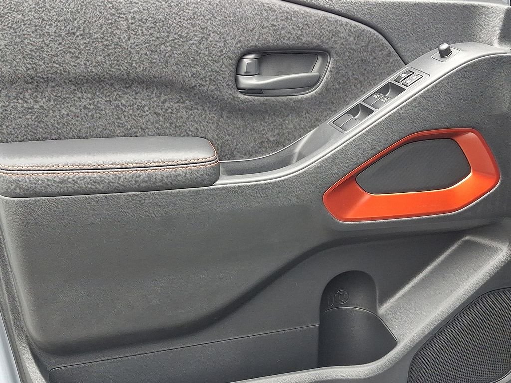 2026 Nissan Frontier — photo 8