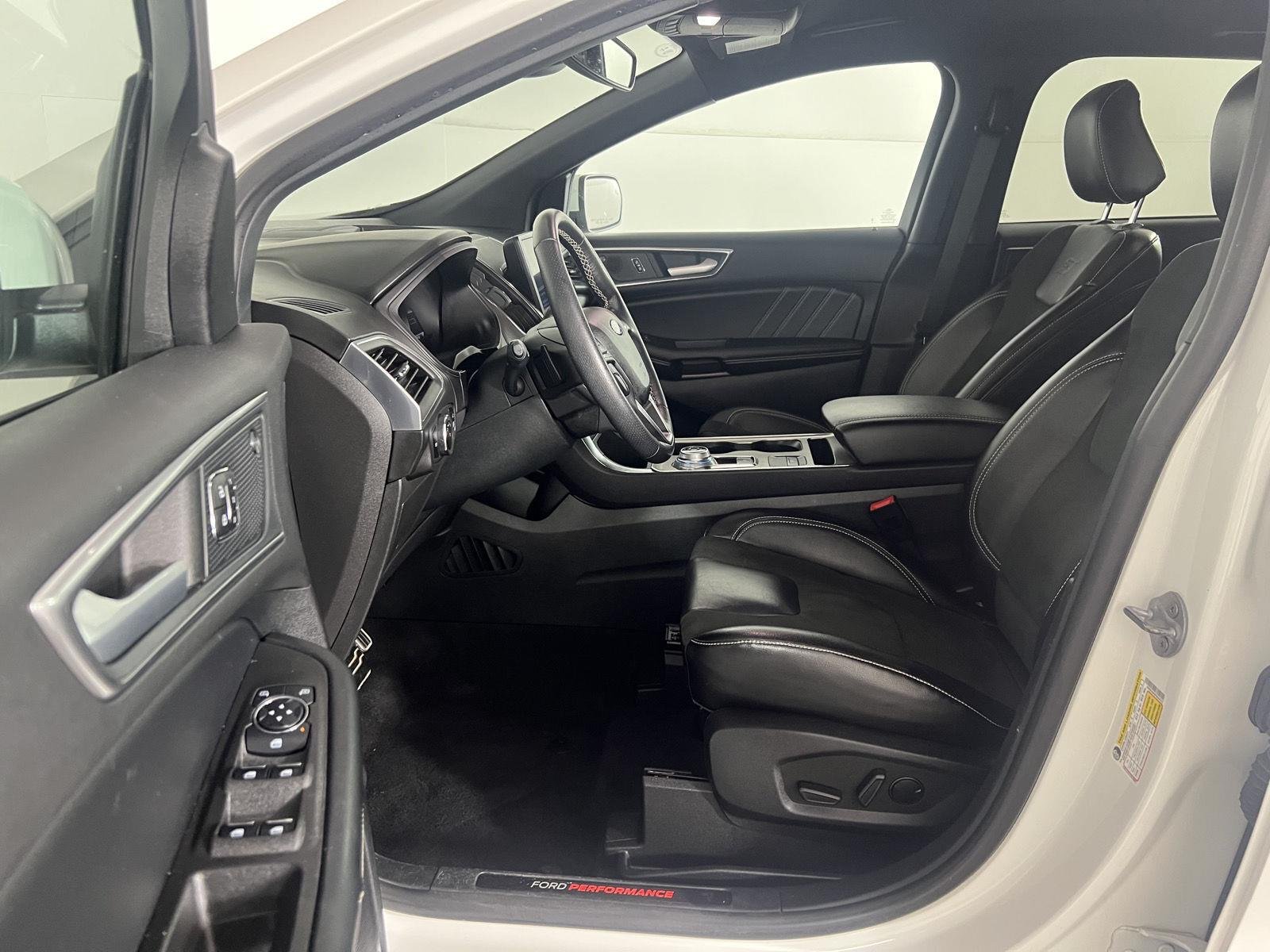 Used 2023 Star White Metallic Tri-Coat Ford ST image 2