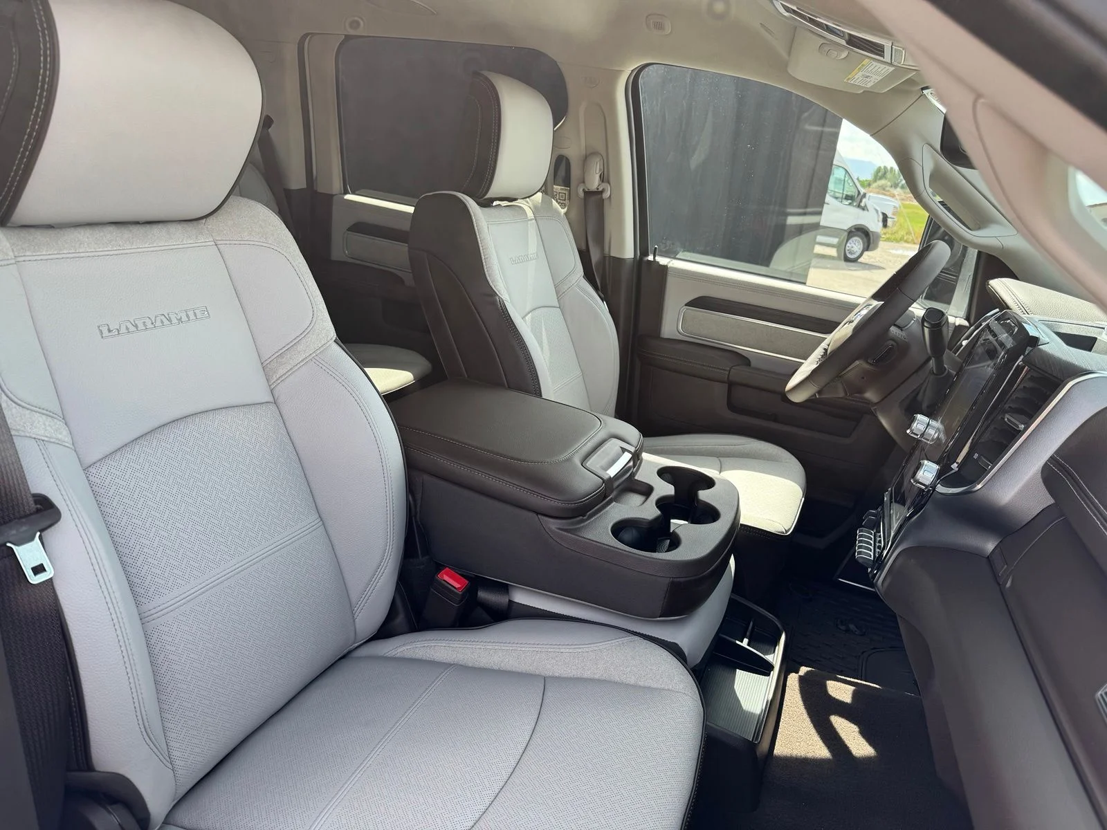 New 2027 Bright White Clearcoat RAM Laramie image 44