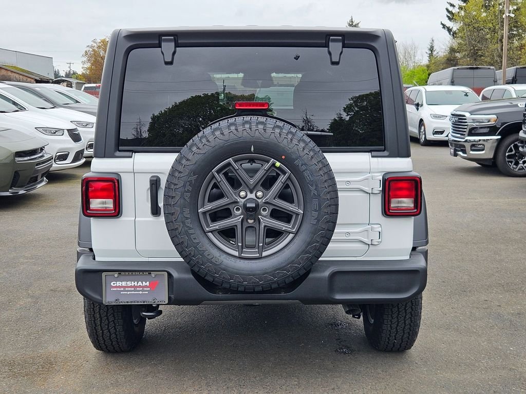 New 2026 Bright White Clear-Coat Exterior Paint Jeep Sport S image 6