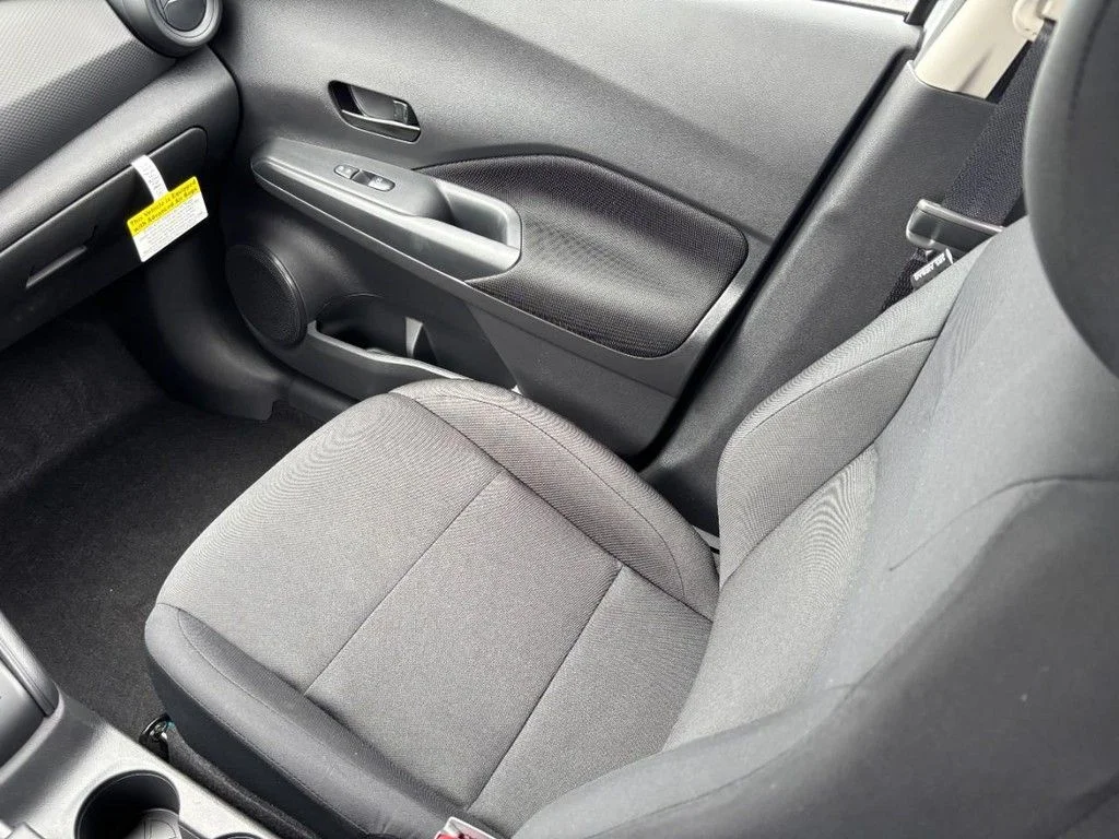 2025 Nissan KICKS PLAY Base - Photo 9