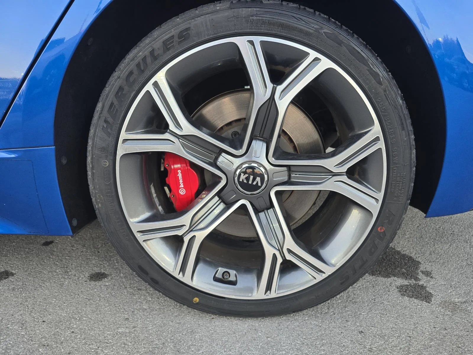 Used 2019 Micro Blue Kia GT image 18