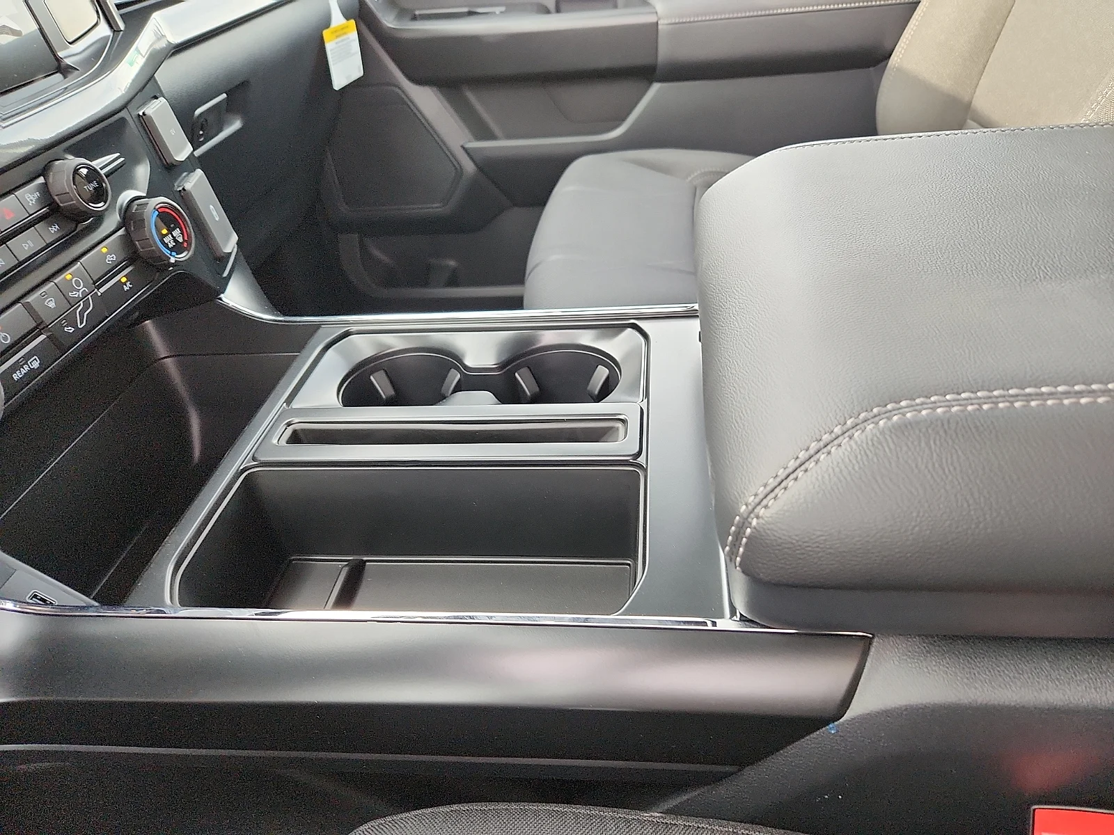 New 2026 Oxford White Ford STX image 25