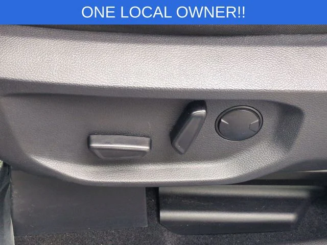 Used 2025 Blue Ford XLT image 17