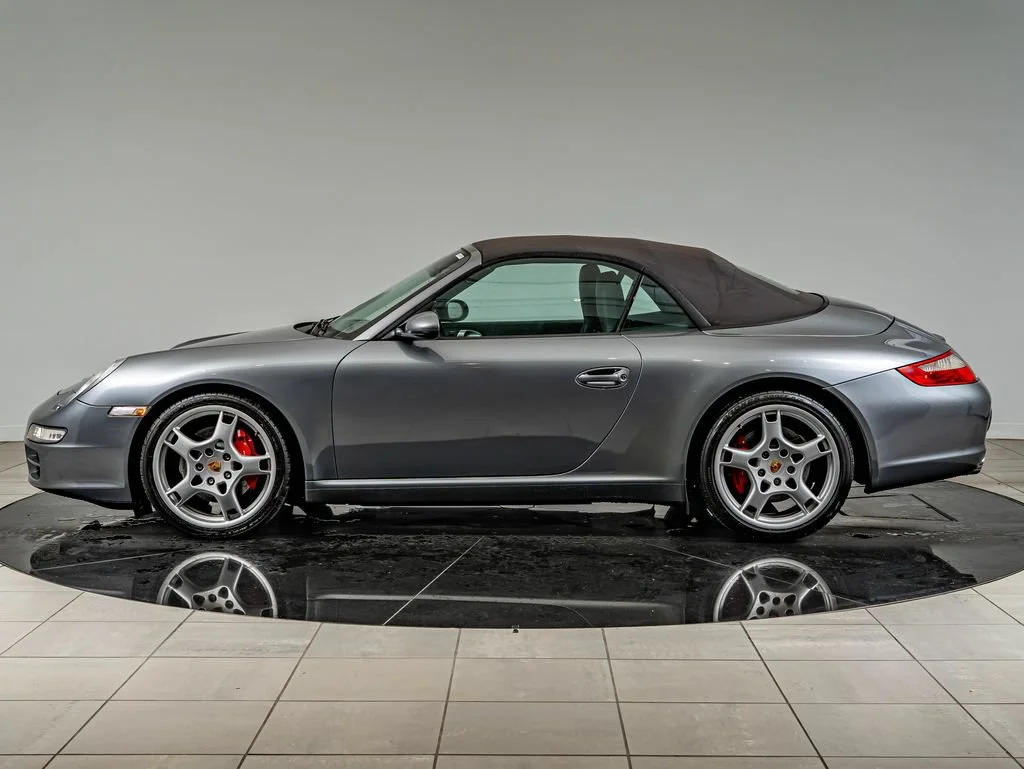 Used 2006 Seal Grey Porsche Carrera S image 2