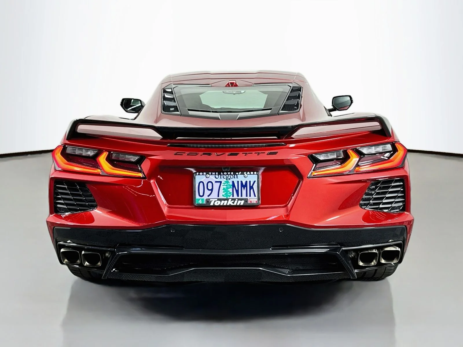 Used 2022 Red Mist Metallic Tintcoat Chevrolet Stingray image 10