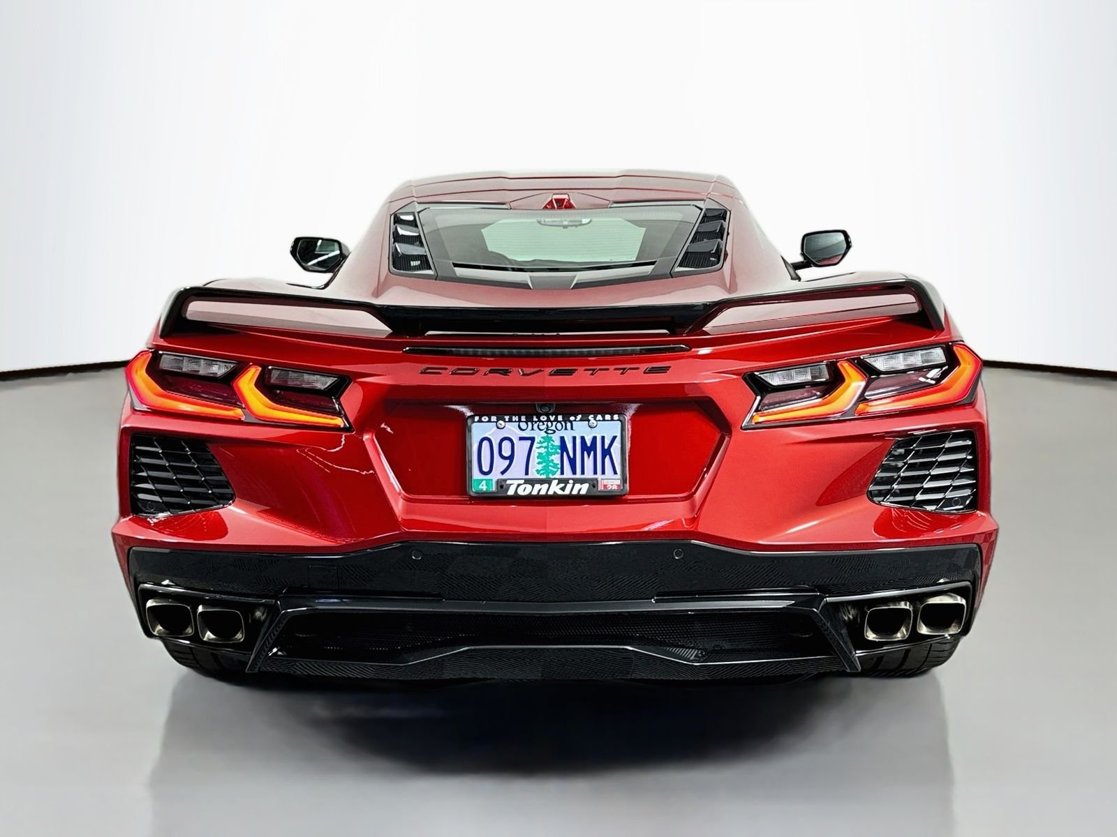 Used 2022 Red Mist Metallic Tintcoat Chevrolet Stingray image 10
