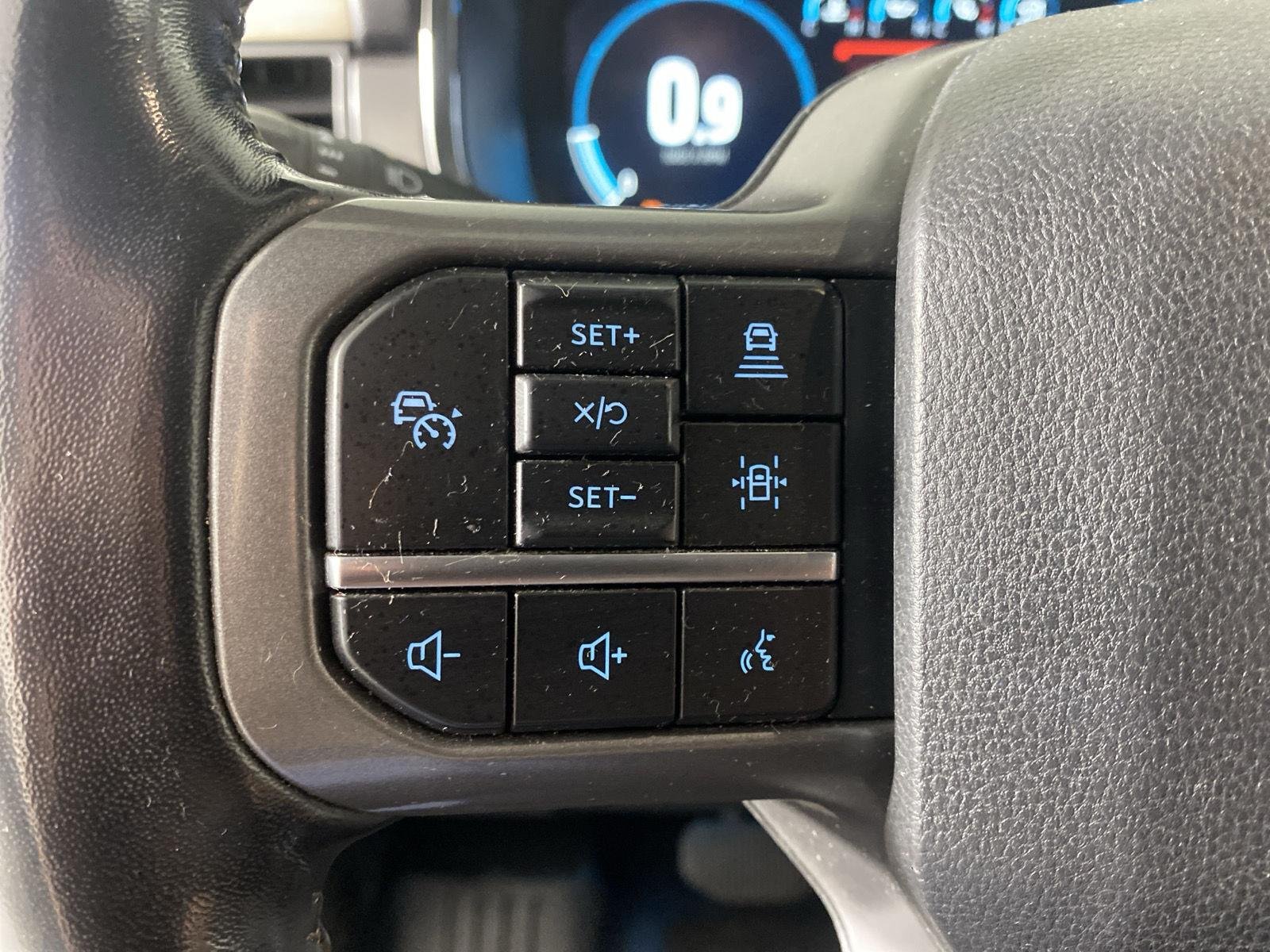 Used 2021 Iconic Silver Ford LARIAT image 14