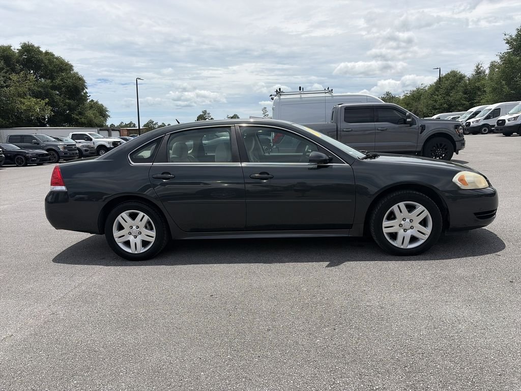 Used 2013 Gray Chevrolet LT image 8