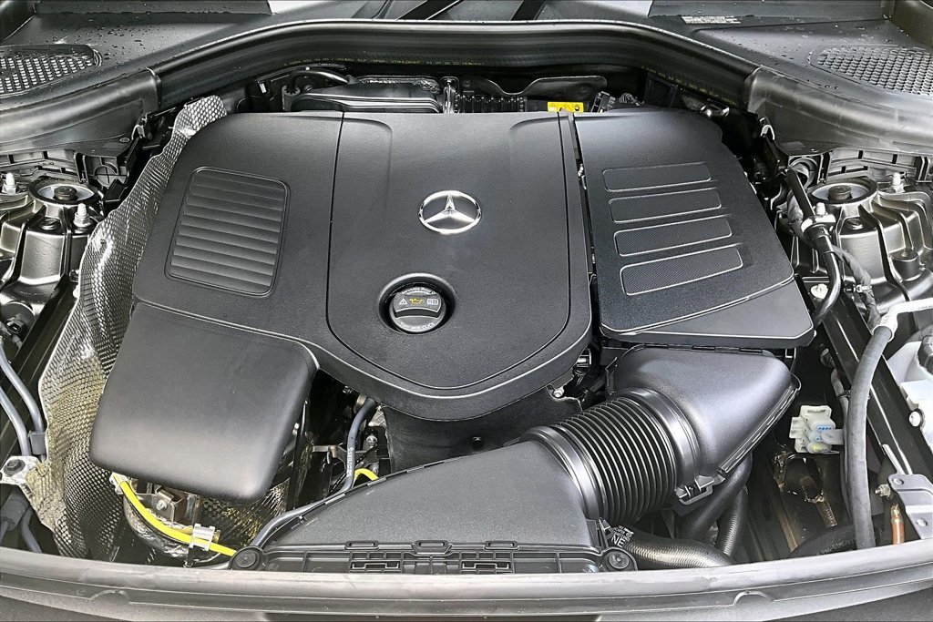 New 2027  Mercedes-Benz GLC 300 image 11