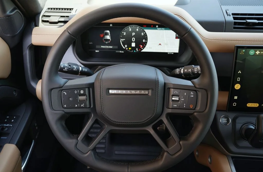 New 2026 Woolstone Green Land Rover X image 17