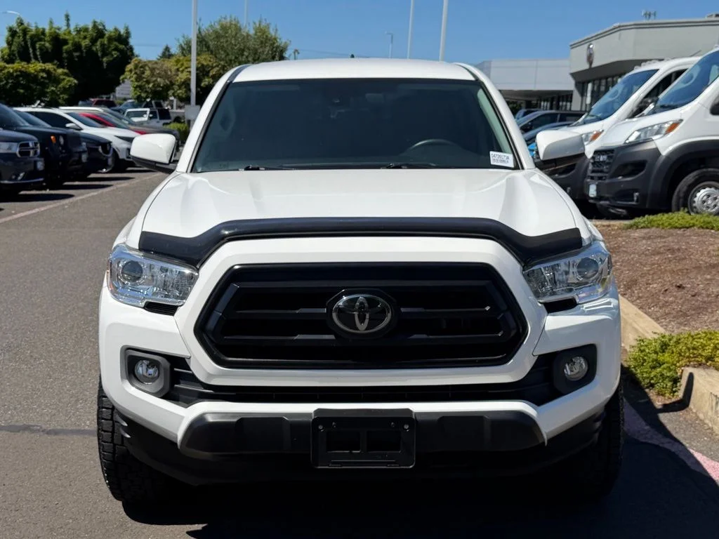 Used 2022 White Toyota SR image 3