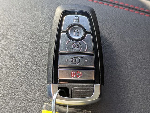 New 2026 Agate Black Metallic Ford ST-Line image 27