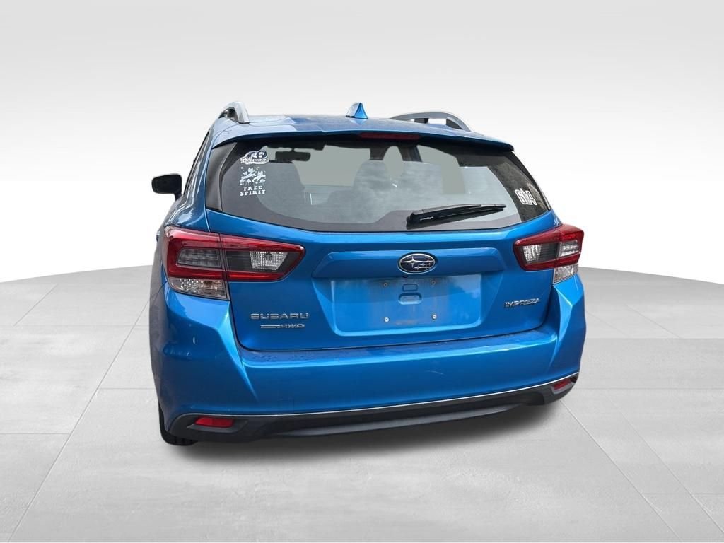Used 2021 Blue Subaru Premium image 18