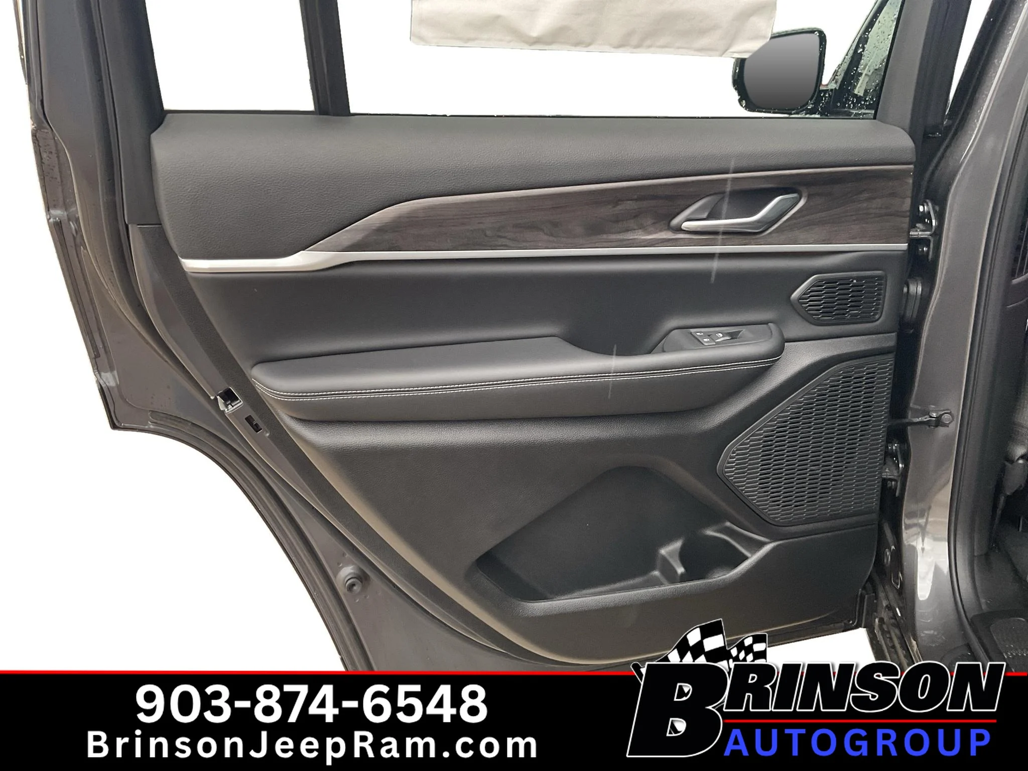 New 2026 baltic gray metallic clearcoat Jeep Limited image 7