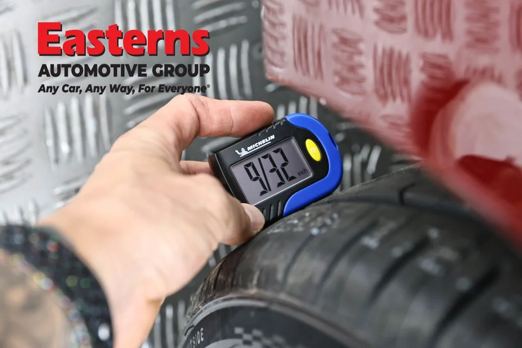 Used 2020 Red Nissan SR image 29