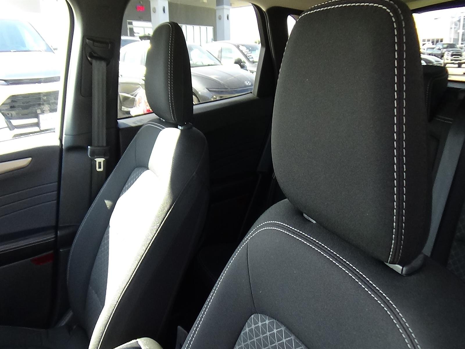 Used 2025 Carbonized Gray (m7) Ford Active image 17