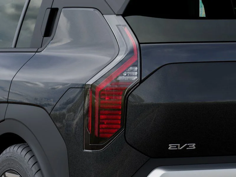New 2027 Interstellar Gray Kia Wind image 11