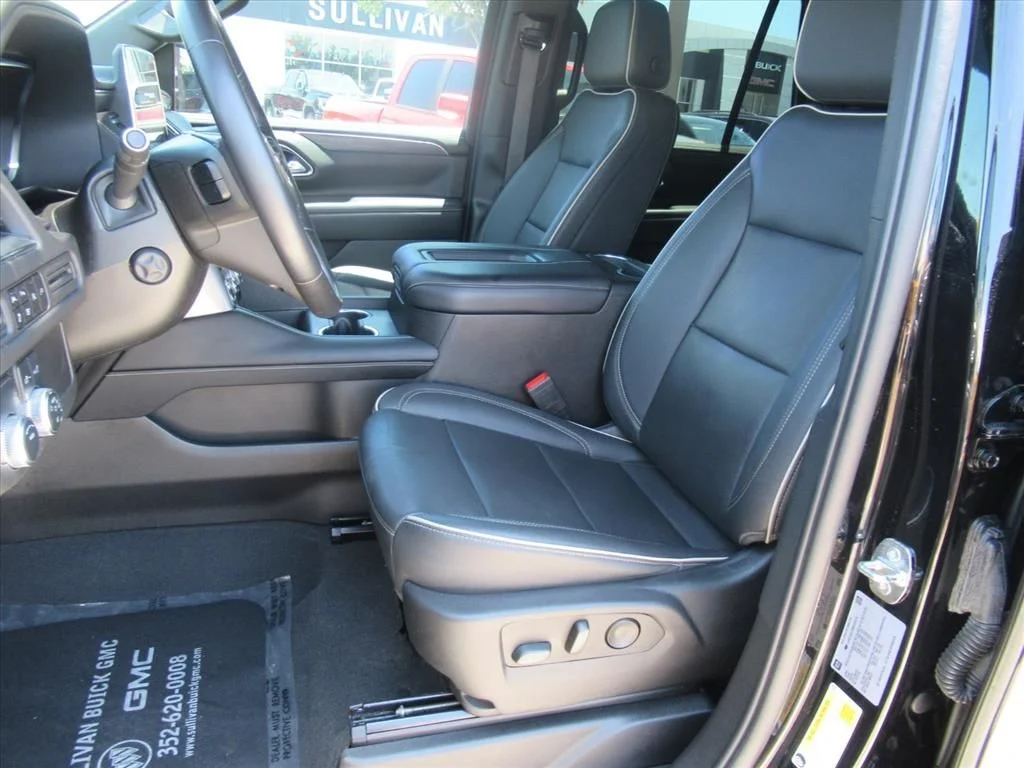 Used 2022 Black GMC SLT image 18