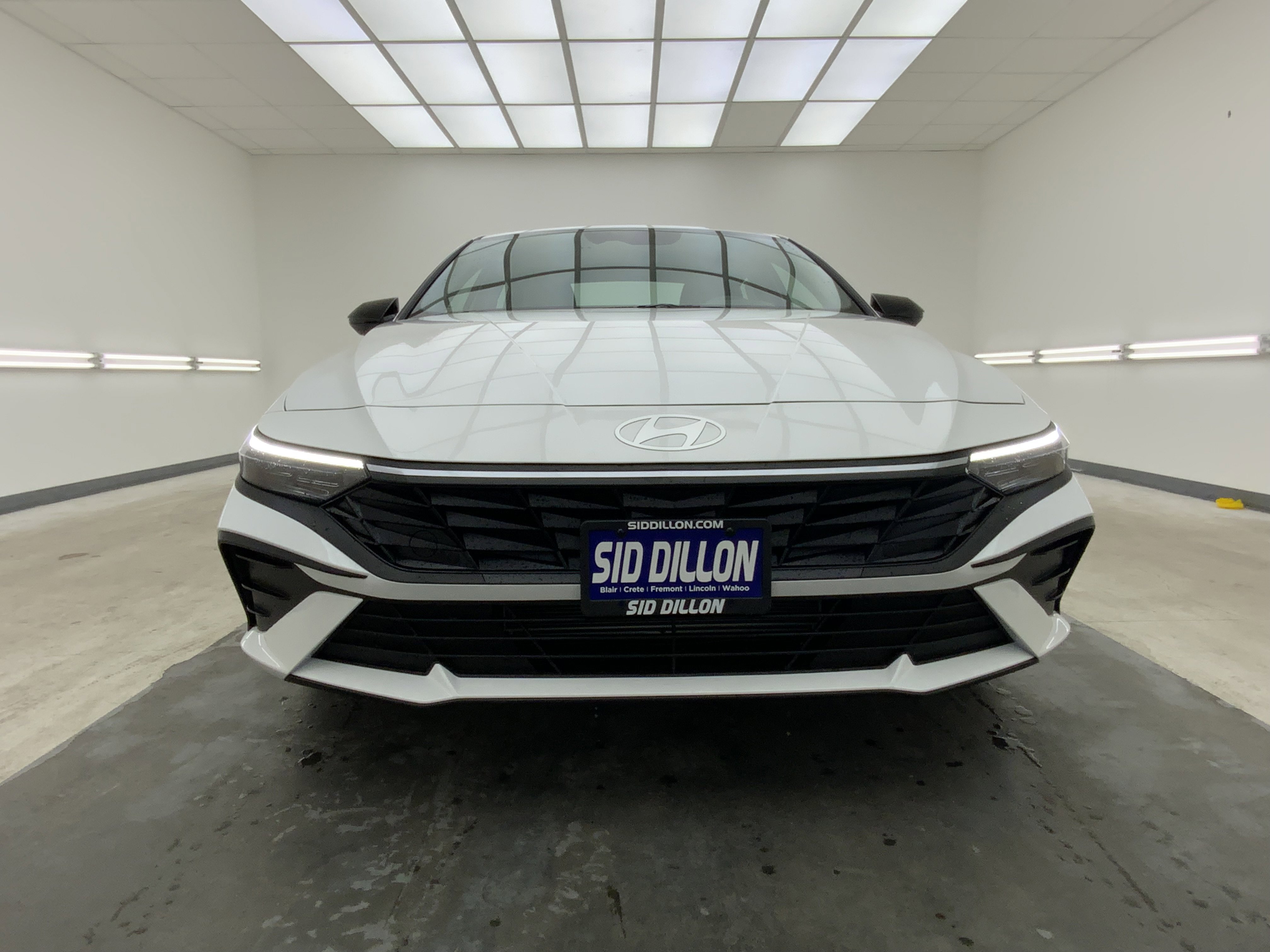 New 2026 Serenity White Hyundai SEL Sport image 3