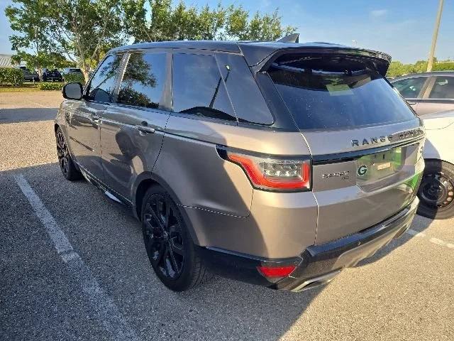 Used 2021 Lantau Bronze Metallic Land Rover HSE Silver Edition image 2